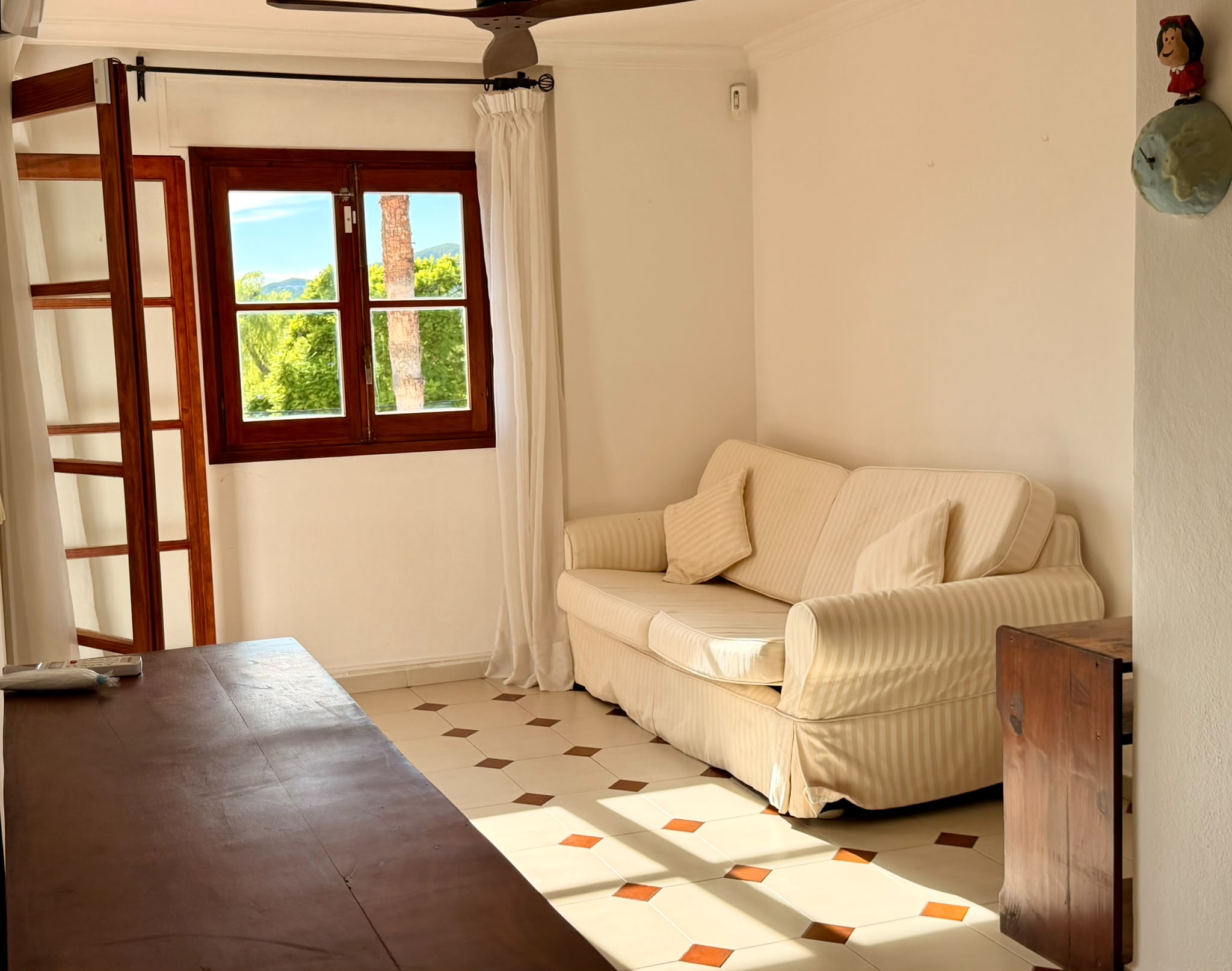 Two-Bedroom Apartment Overlooking the Church of Jesús