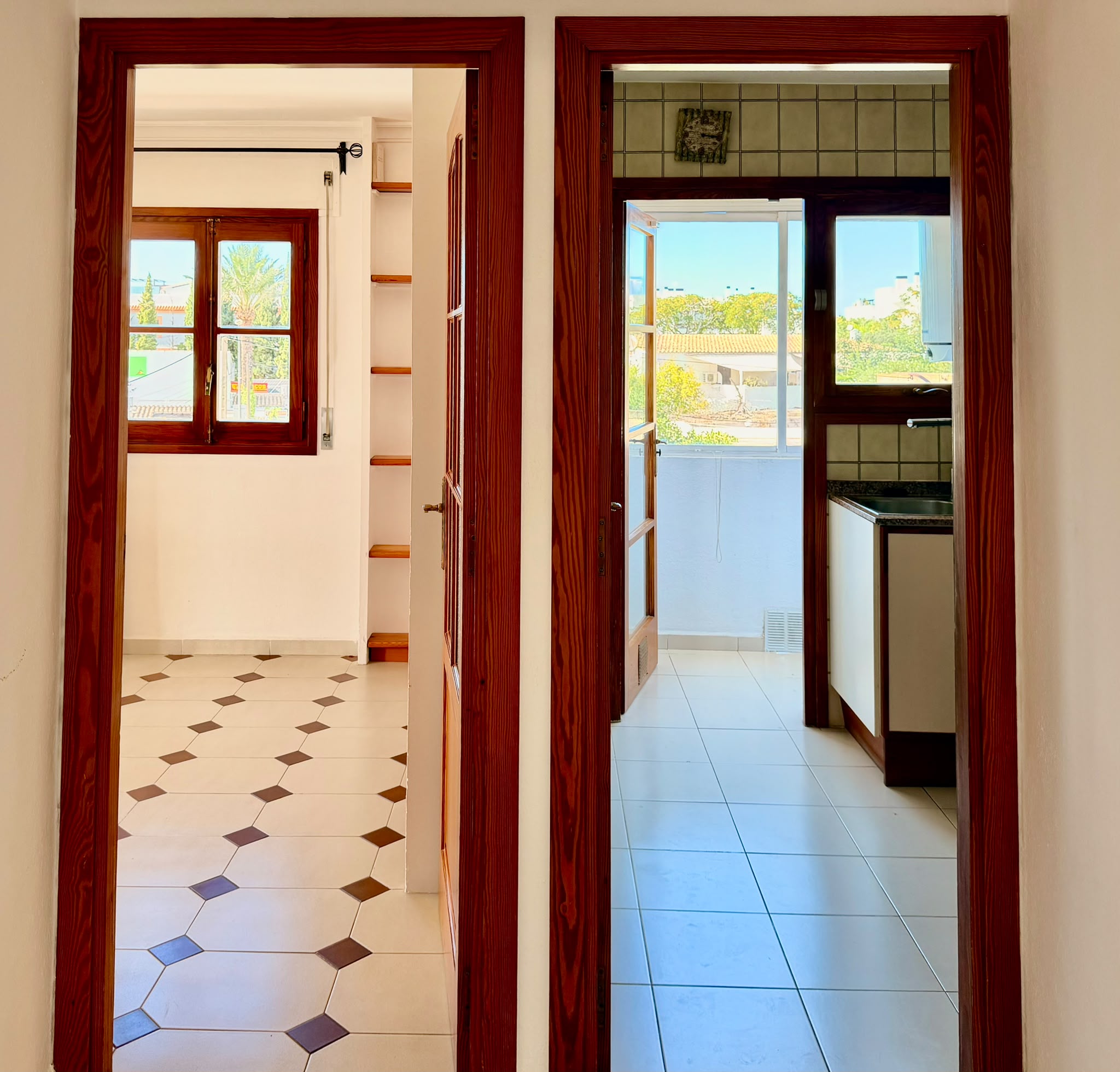 Two-Bedroom Apartment Overlooking the Church of Jesús
